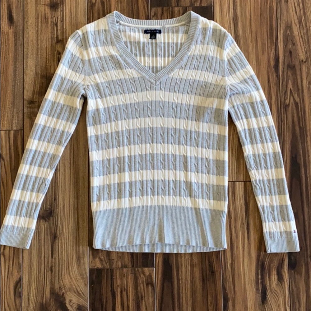 🔹4/$20🔹 Tommy Hilfiger Dress Sweater